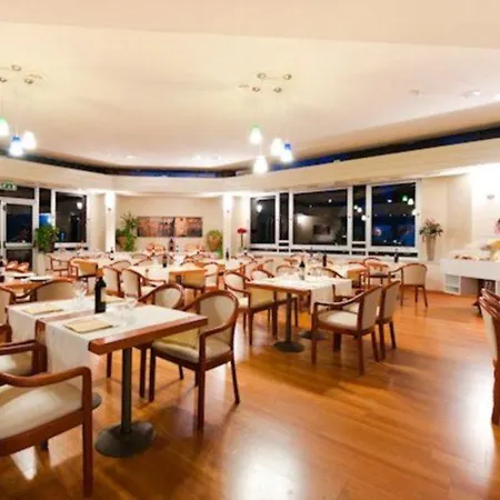 Italiana Hotell 4*