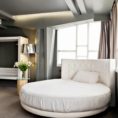 Italiana Hotell 4*